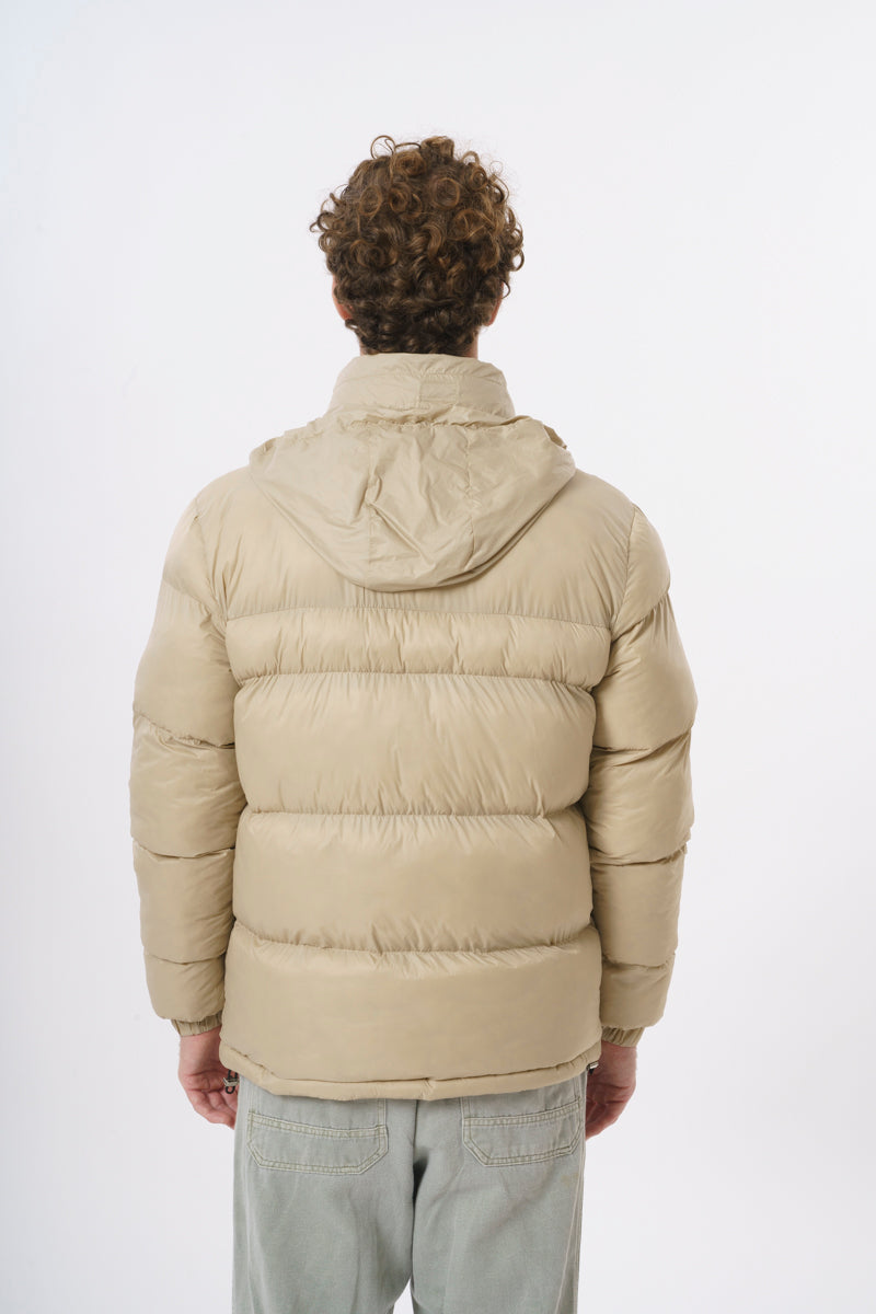 ROSSPALL Signature Steppjacke – Minimalistisches Design, erstklassiges Tragegefühl