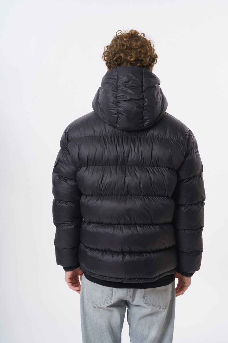 ROSSPALL Premium-Steppjacke – Moderne Wärme mit luxuriösem Tragegefühl